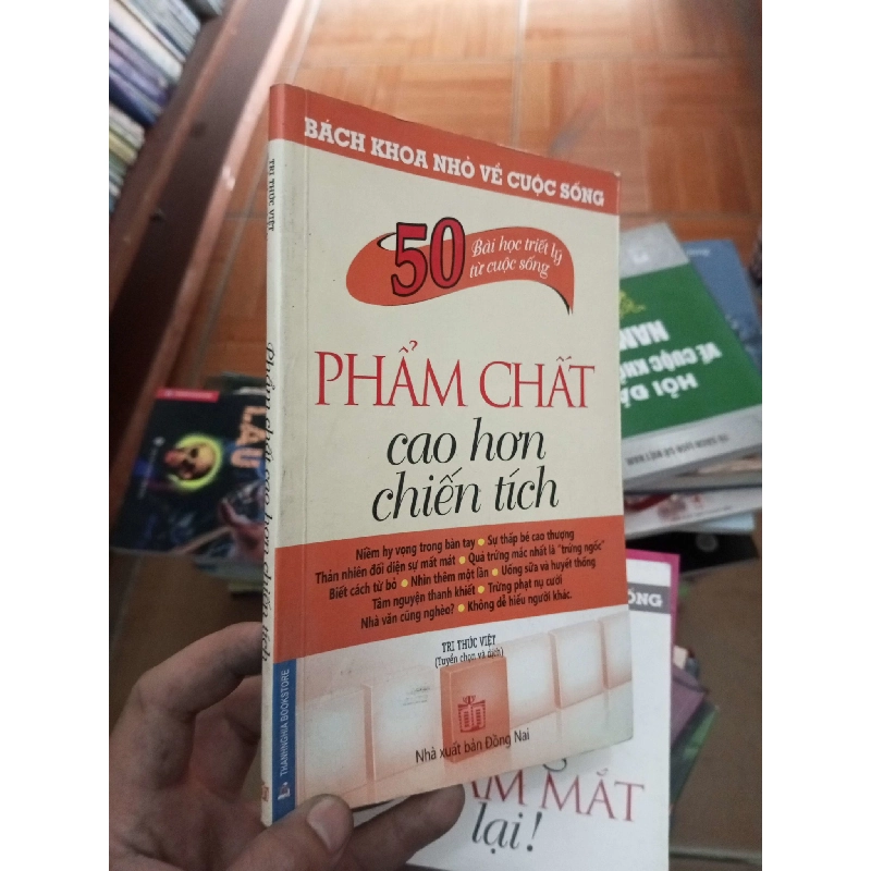 (Sách cũ SCGR) Phẩm chất cao hơn chiến tích - Tri Thức Việt 2011 VAVO-AK18 Blogmeo090426 1015053