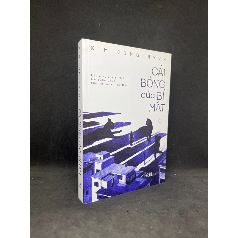 Cái Bóng Của Bí Mật - Kim Jung Hyuk new 90% HCM0906 911540
