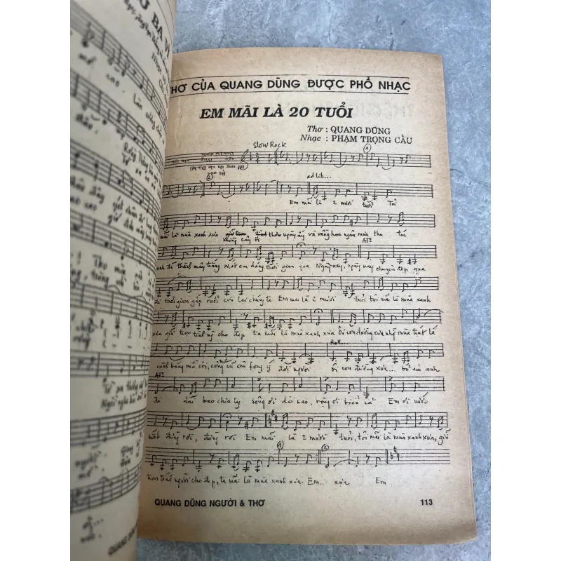 QUANG DŨNG NGƯỜI VÀ THƠ - HOÀI VIỆT  974834