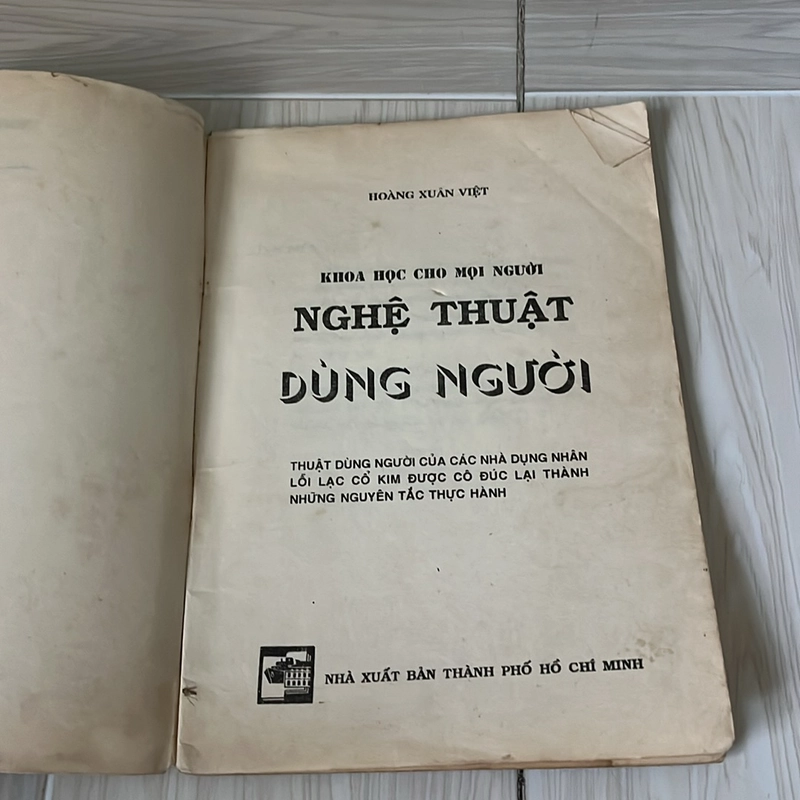 Sách kỹ năng “nghệ thuật dùng người” 497308