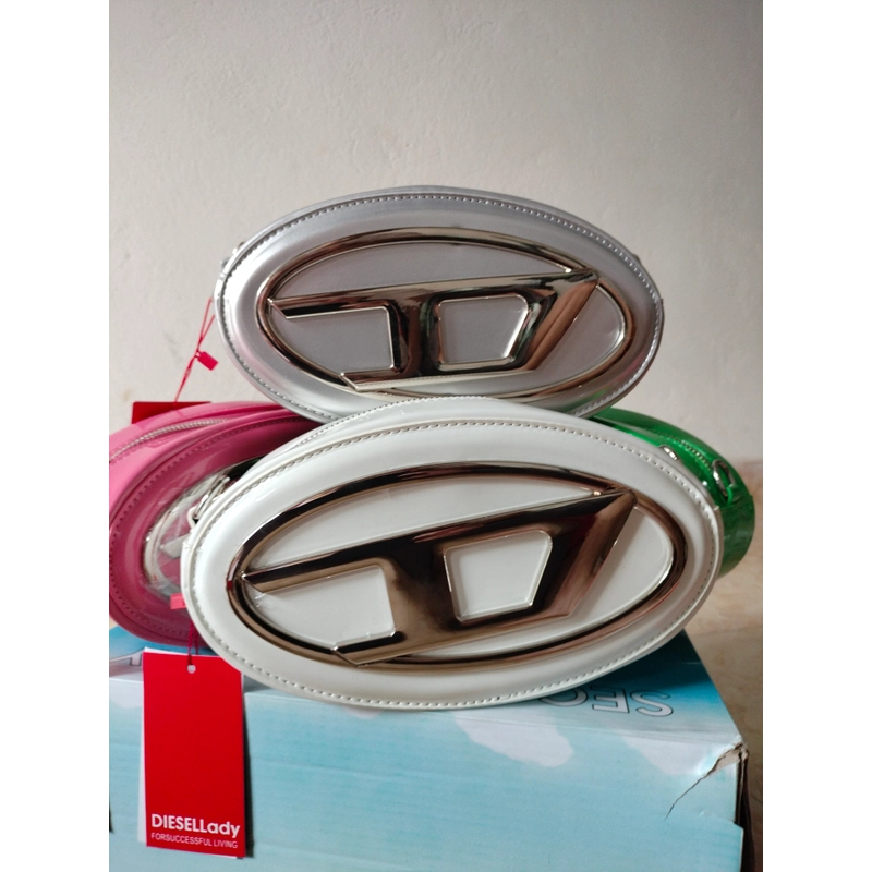 Túi chữ D Denim cho nữ - Thiết kế độc đáo, chất liệu cao cấp - Bag, Len, Đeo Vai, Da  476291