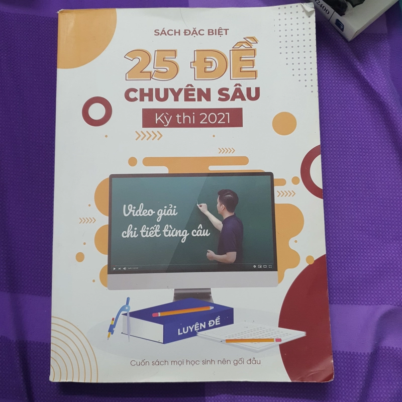 Sách 25 đề chuyên sâu thầy Nguyễn Quốc Chí 309032