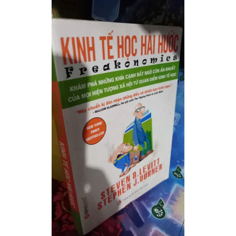 kinh tế học hài hước 1021069