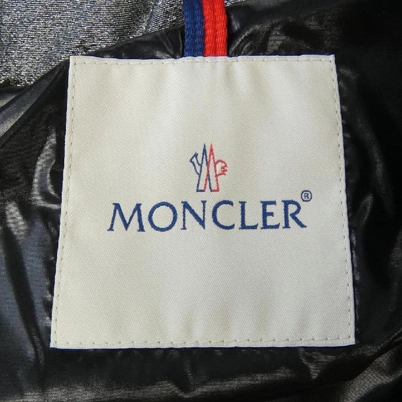 Áo khoác lông vũ MONCLER ZORILLE 627895