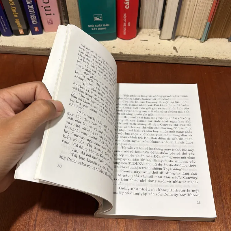 II Sách Công Nghệ: Hacker _ Tội Phạm Máy Tính - LOUIS CHARBONNEAU - 2004 778728