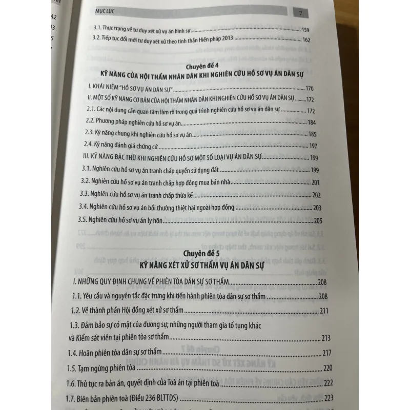[luật- chính trị] Hội thẩm nhân dân - Phạm Minh Tuyên 764267
