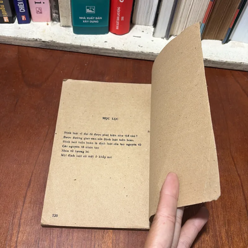 II Sách Khoa Học: Định Luật Vĩ Đại - 1984 755432
