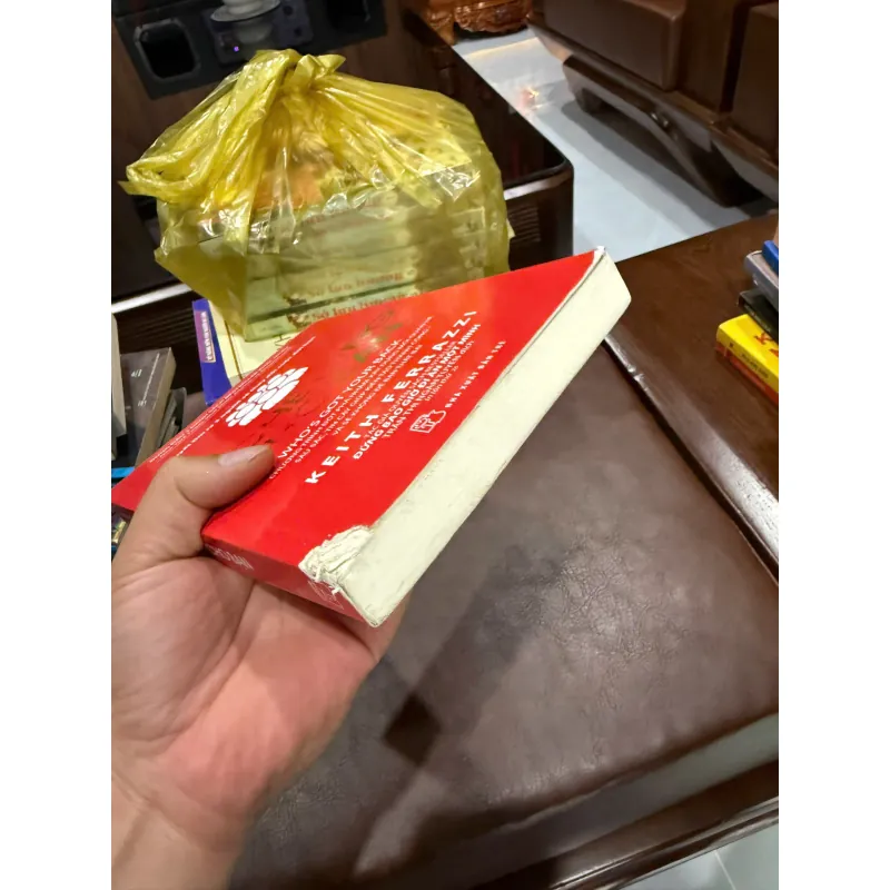 AI CHE LƯNG CHO BẠN (Who’s Got Your Back) – Keith Ferrazzi- K5 1032912