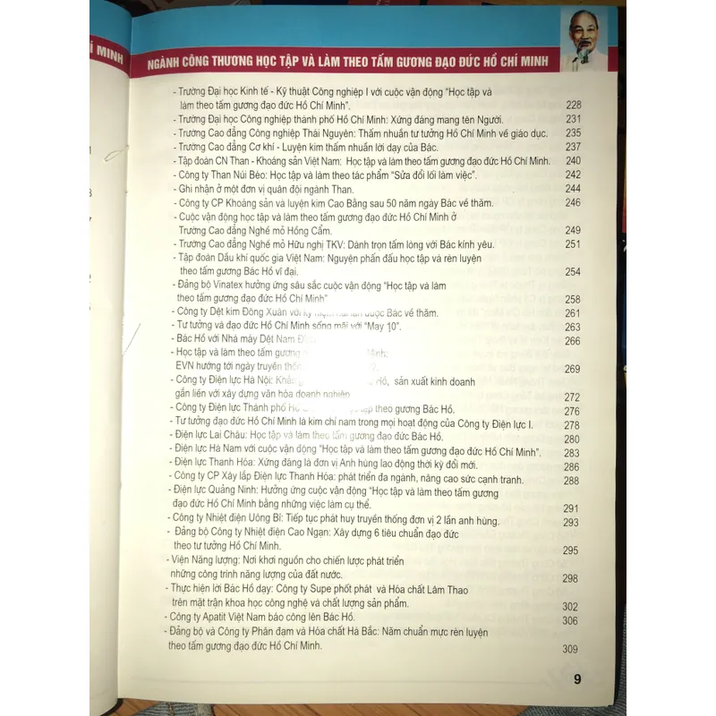Ngành công thương học tập và làm theo tấm gương đạo đức Hồ Chí Minh  689872