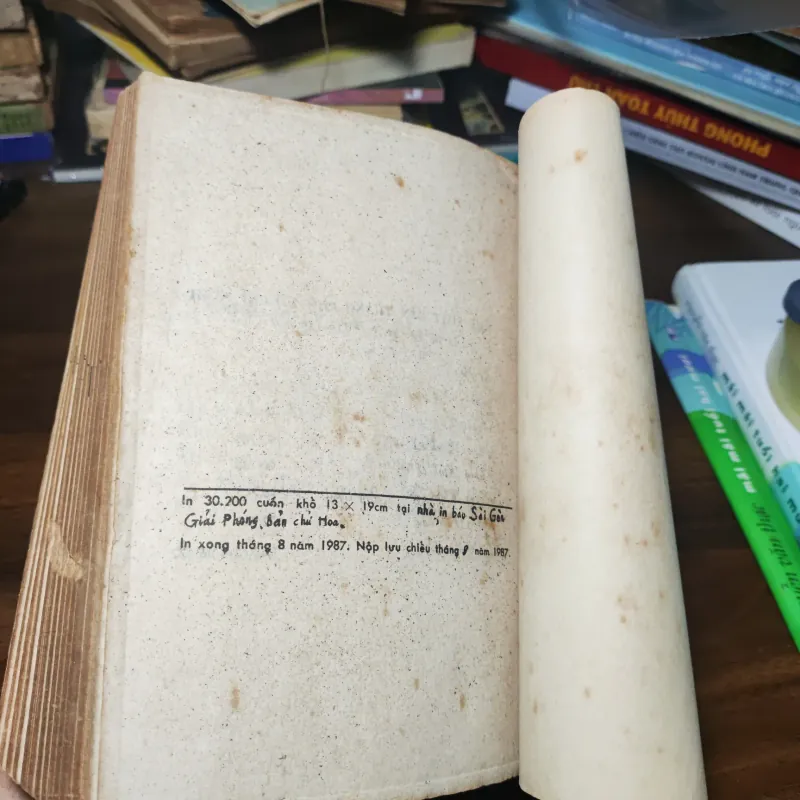 30.4 Chuyện Những Người Tháo Chạy - Tập 2 - Kim Lĩnh 1008570