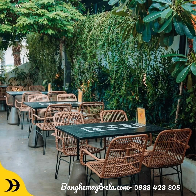 Ghế chân sắt cafe đan mây tự nhiên 517897