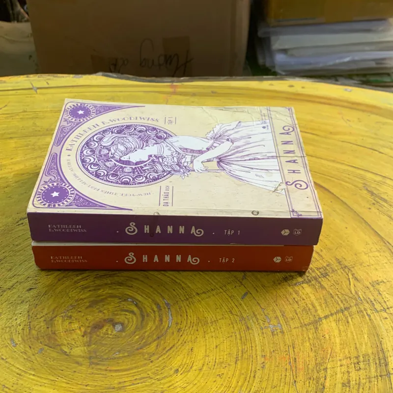 SHANNA - trọn bộ hai tập- KATHLEEN E. WOODIWISS 782470
