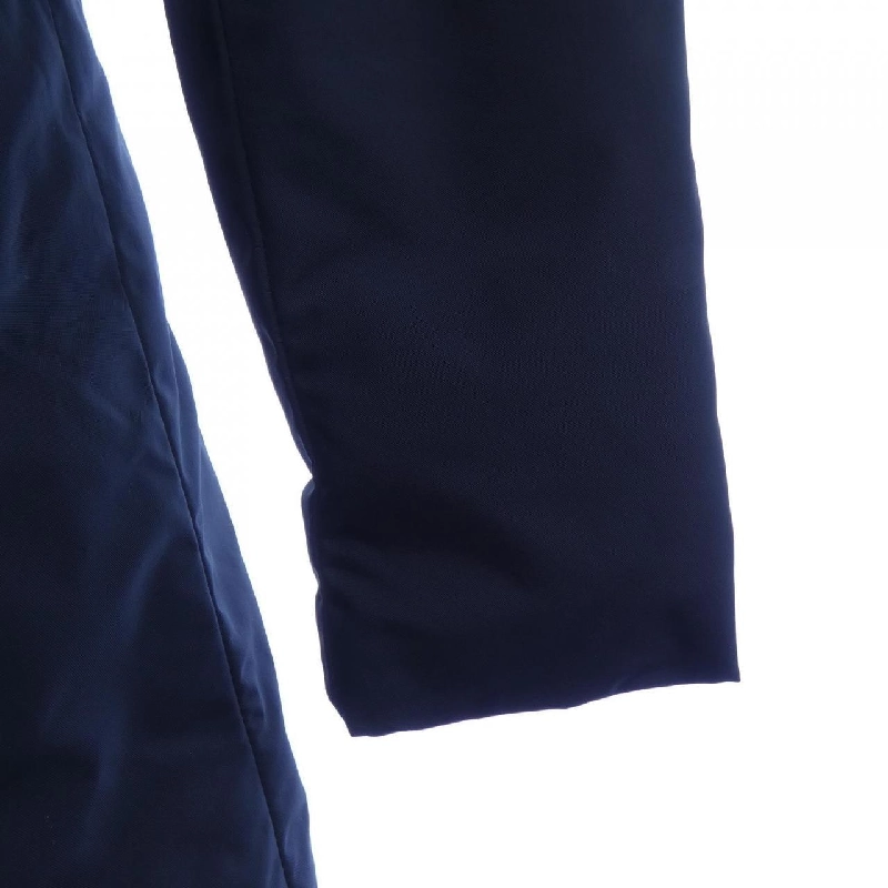 Áo khoác lông vũ MONCLER 636480