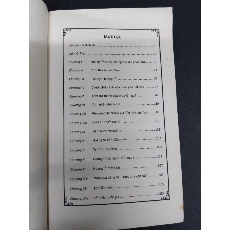 Hoàng tử và chú bé nghèo khổ Mark Twain mới 70% ố vàng 2017 HCM.ASB0609 448202