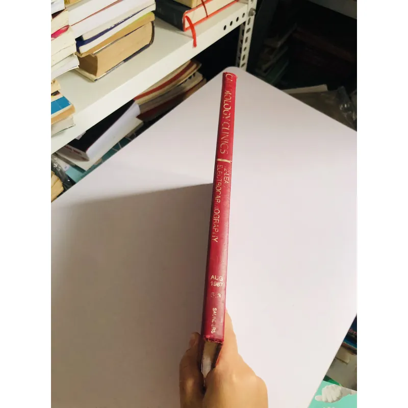 CARDIOLOGY CLINICS – 12 - lead electrocardiography - BÌA CỨNG, KHỔ TO 697884