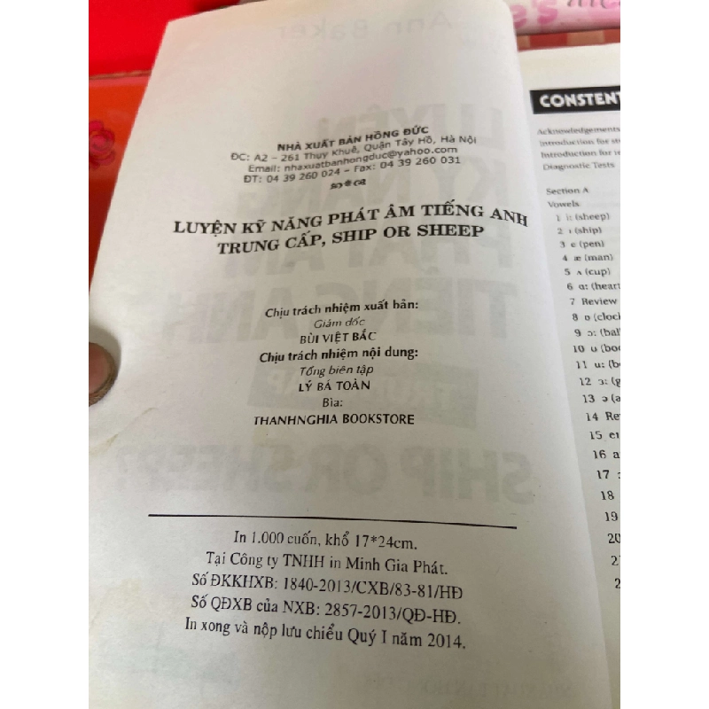 Luyện Kỹ Năng Phát Âm Tiếng Anh Trung Cấp - Ann Baker 2014 Sách tự học tiếng Anh VAVO-AK1T1 935497
