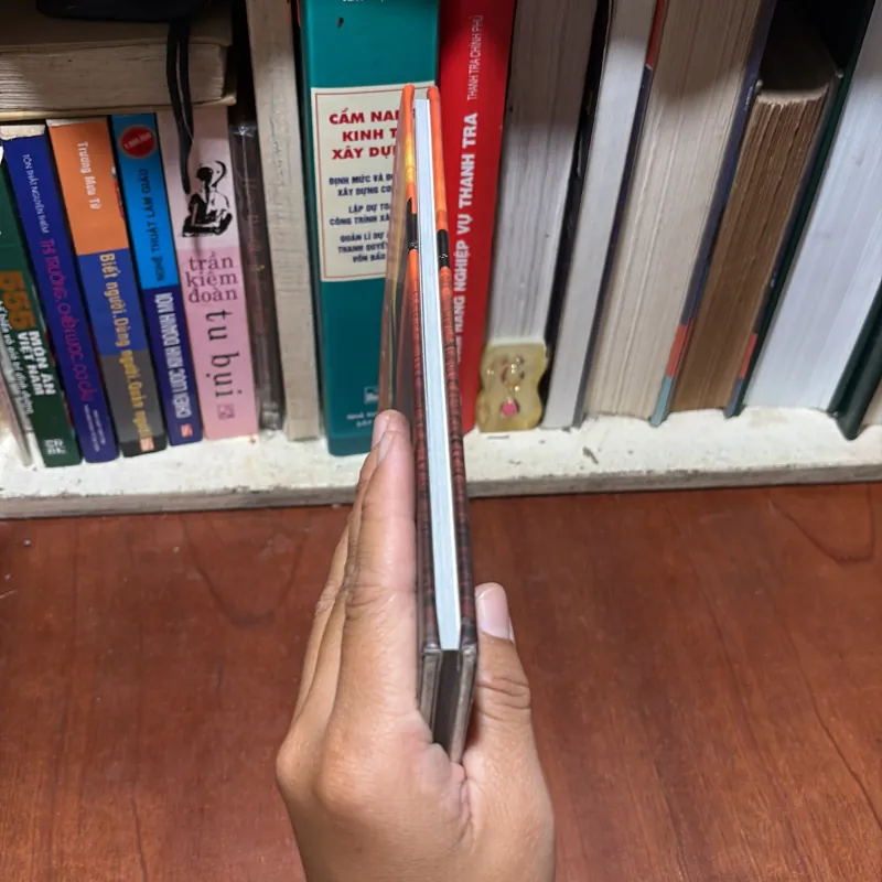 [Sách Tiếng Anh, Bìa Cứng, Khổ Lớn, In Màu] - II SCENERY OF YOKOHAMA - HIDEO MORI 798044