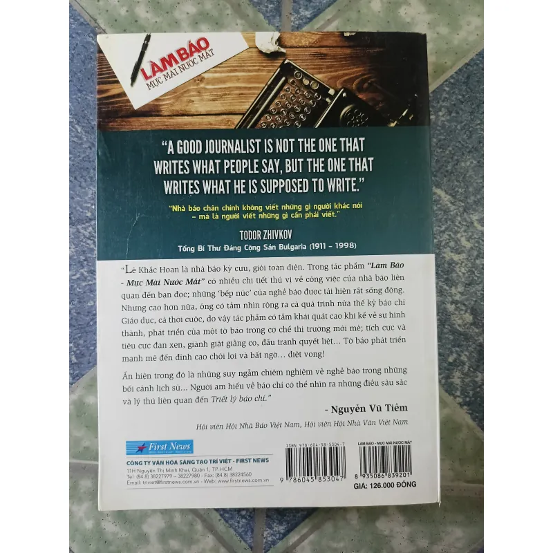 Làm Báo mực mài nước mắt - Lê Khắc Hoan 700437