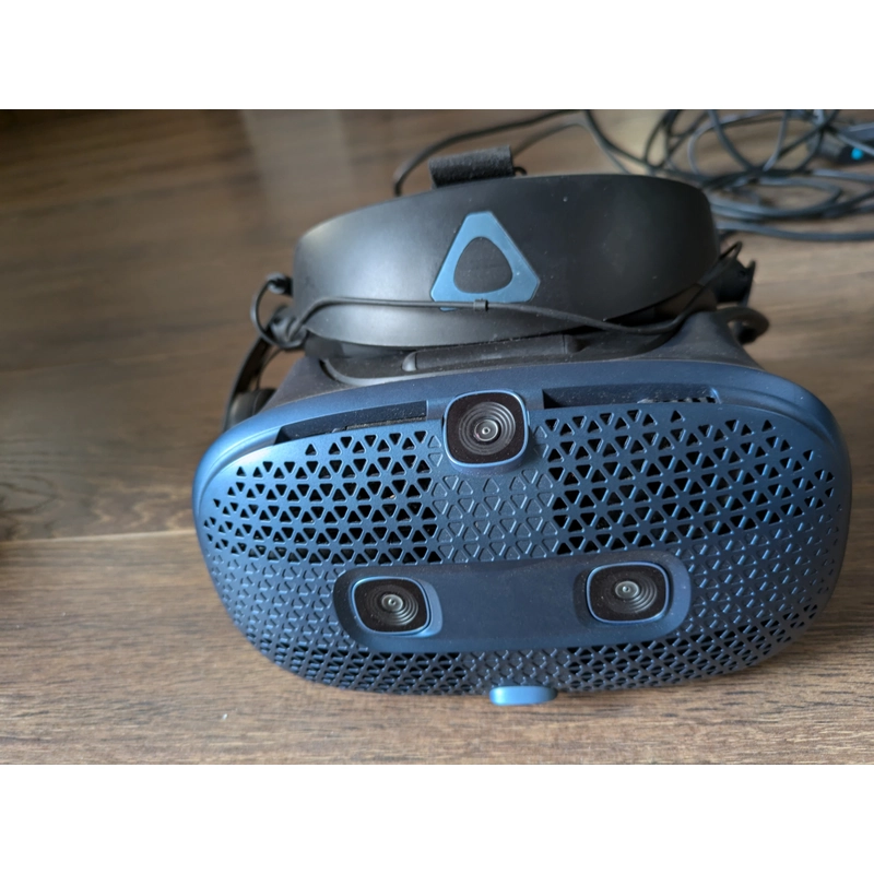 Kính thực tế ảo VR HTC vive cosmos 357608