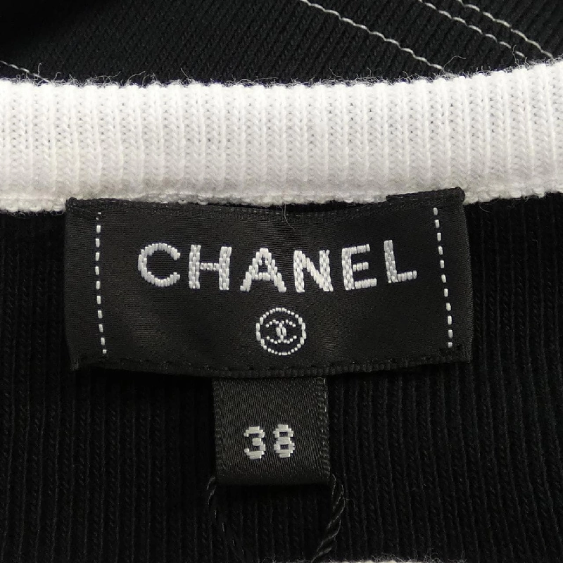 Áo thun CHANEL - Hàng hiệu Authentic 826121