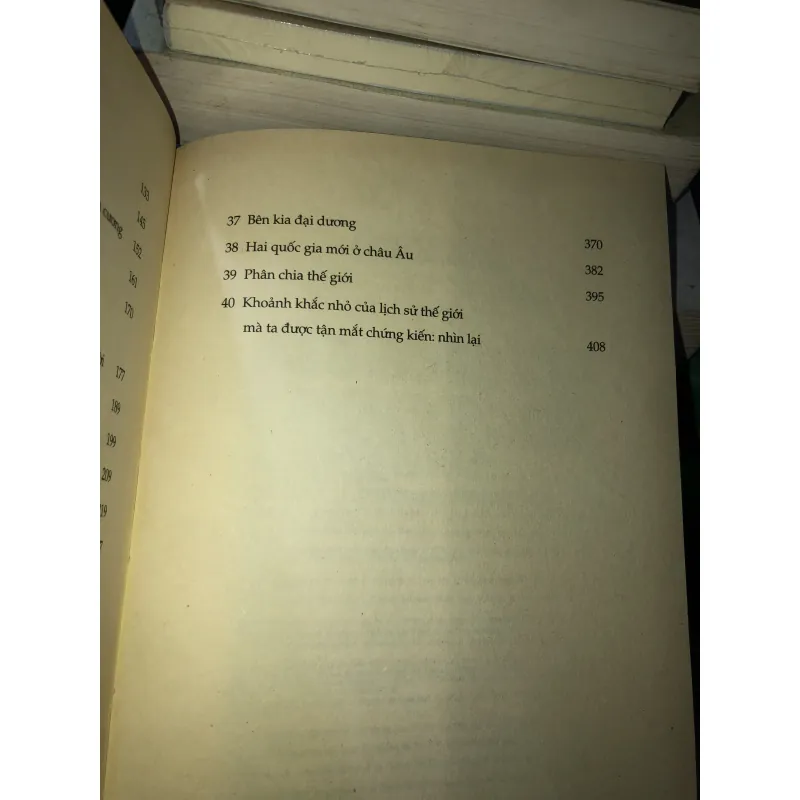 Chuyện nhỏ trong thế giới lớn - E.H.Gombrich 995110