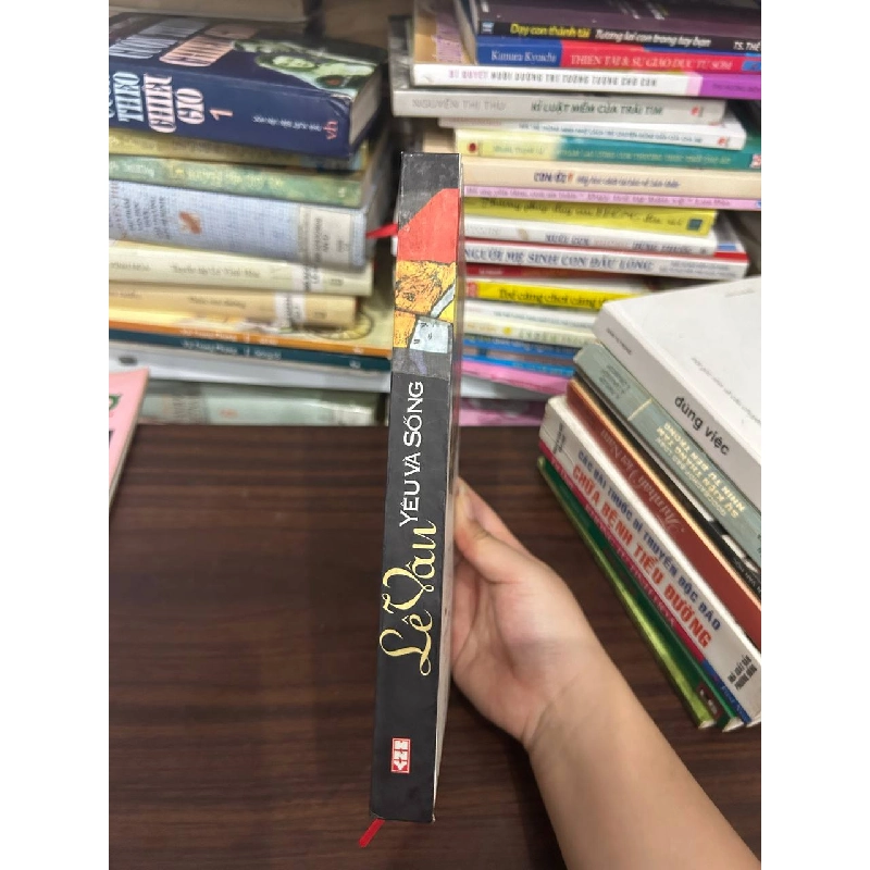 Lê Vân: Yêu Và Sống (Tự Truyện) 1027373