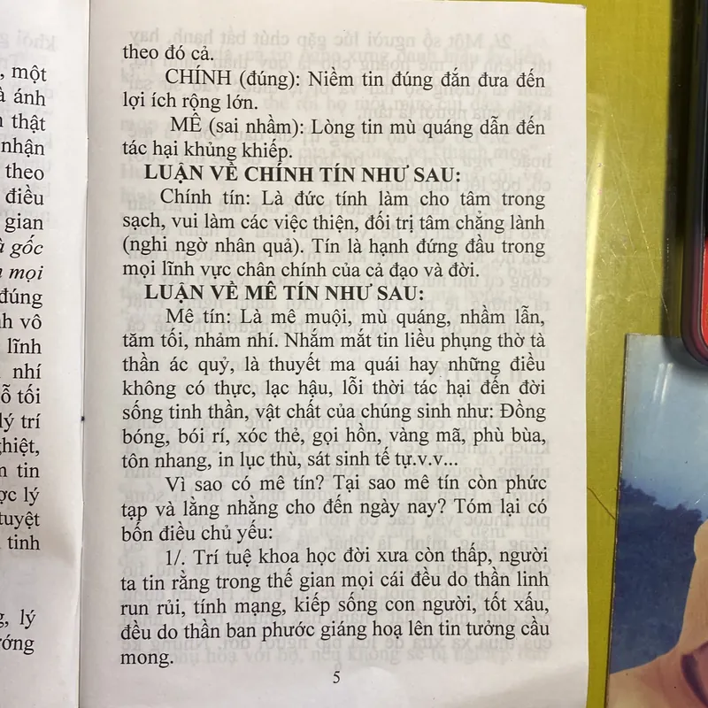 Luận Giải Chính Tín và Mê Tín - Trường Cơ Bản Phật Học Hà Tây 605932
