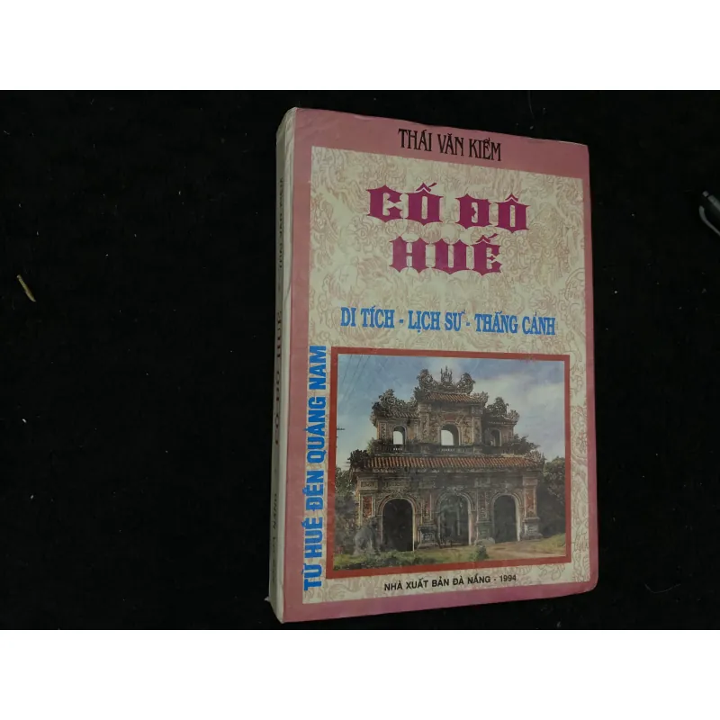 Cố đô Huế- Thái Văn Kiểm- chữ ký  1024447