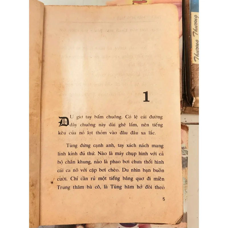 Tiểu thuyết lãng mạn Việt Nam: NƯỚC CHẢY HOA TRÔI (Khánh Vân) 782383