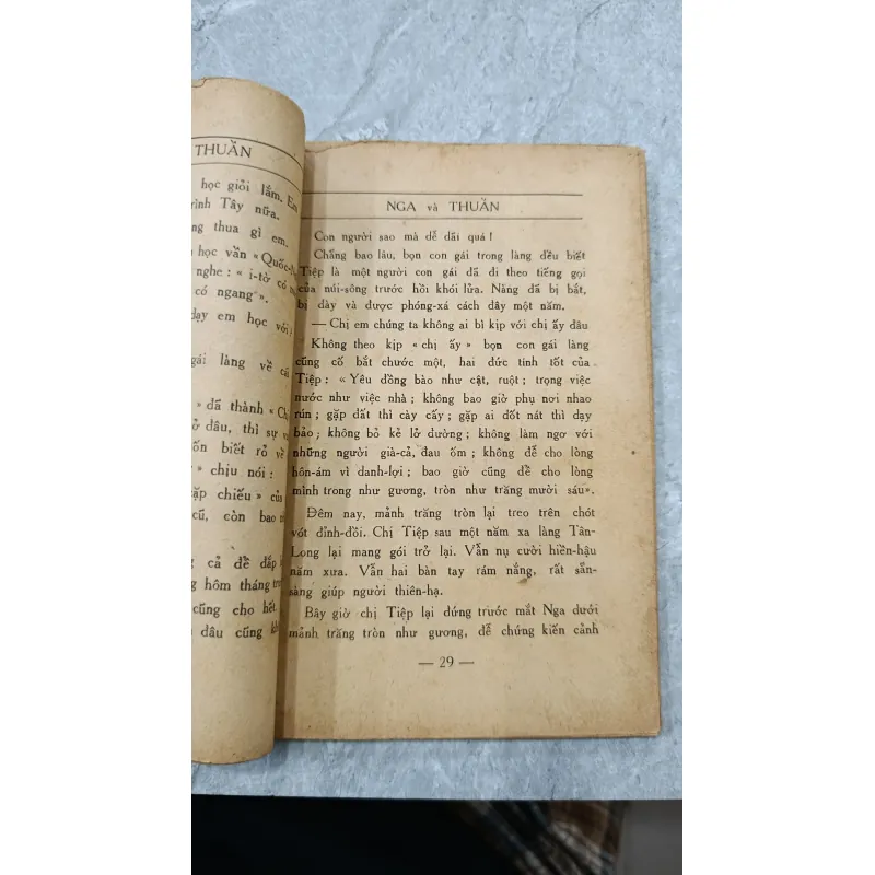 NGA VÀ THUẦN - LÝ VĂN SÂM 758109