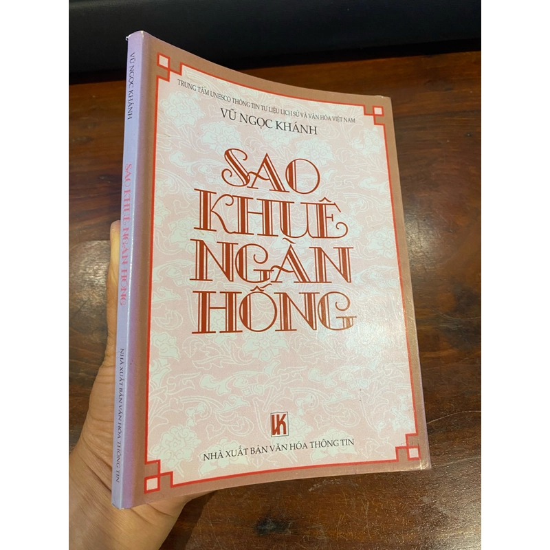 SAO KHUÊ NGÀN HỐNG - cuốn sách về 18 danh nhân đất Nghệ Tĩnh 455142