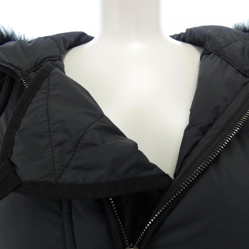Áo khoác lông vũ MONCLER LOCUSTELLE 632651