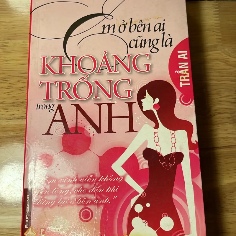 Em ở bên ai cũng là khoảng trống trong anh- Trần Ai 746305