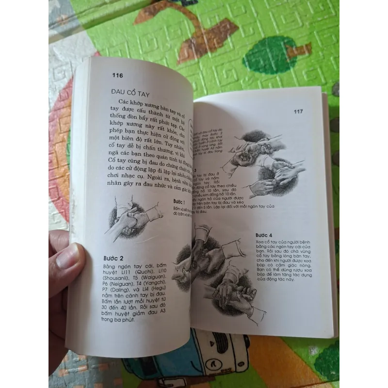 Hướng dẫn từng bước cách xoa bóp để giảm đau 974407