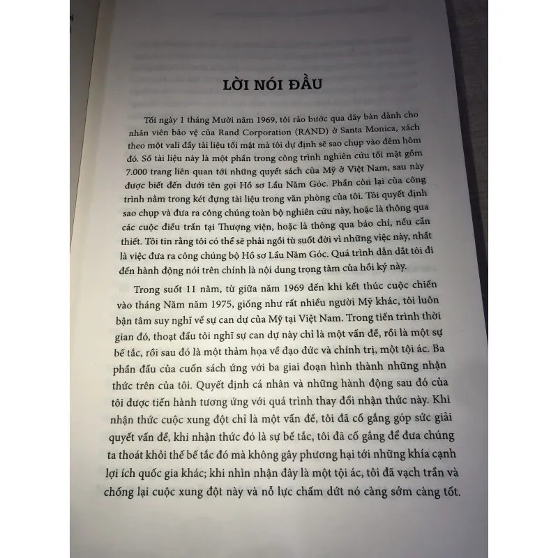 Hồ sơ mật lầu năm góc và hồi ức về chiến tranh Việt Nam 993876