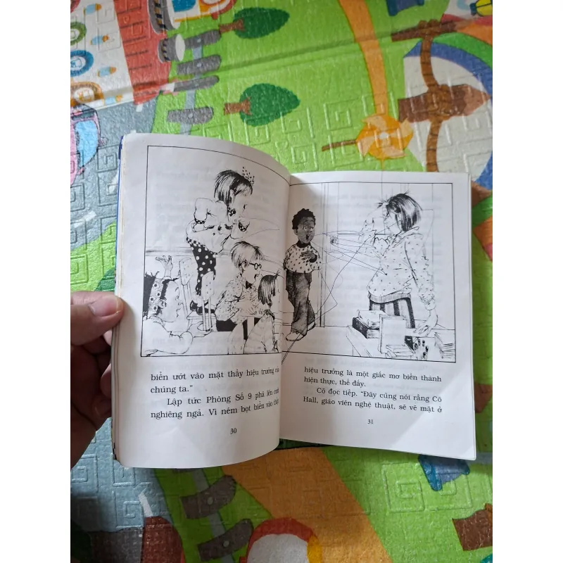 Junie B. Jones Có Con Quái Vật Dưới Gầm Giường 927033