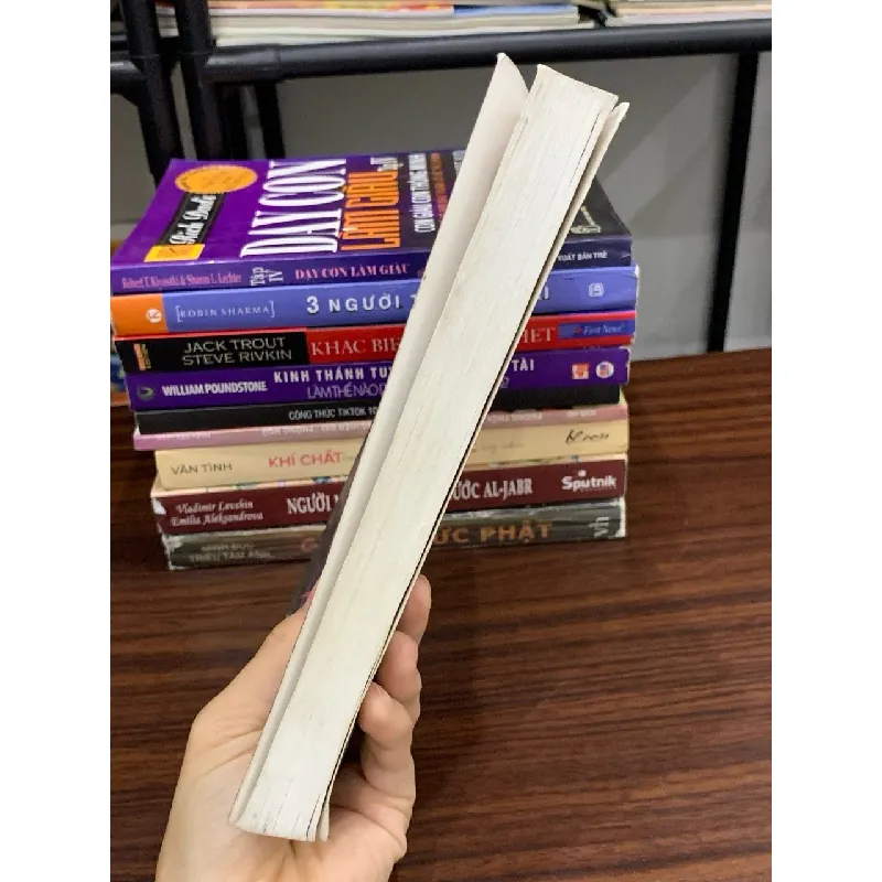 Dạy con làm giàu (Tập II) — Robert T. Kiyosaki & Sharon L. Lechter 576758