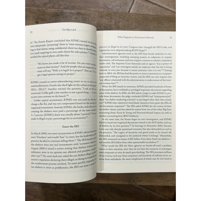 Too Big to Jail: How Prosecutors Compromise with Corporations - Brandon L. Garrett 731982