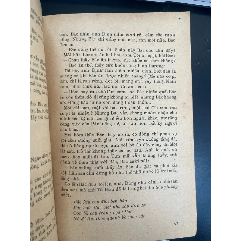 Bác Hồ với văn nghệ sĩ 568392