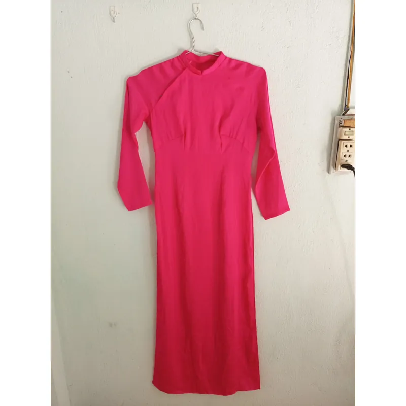 Pass 12 áo dài cá nhân em vừa bán vừa cho ạ. 713169