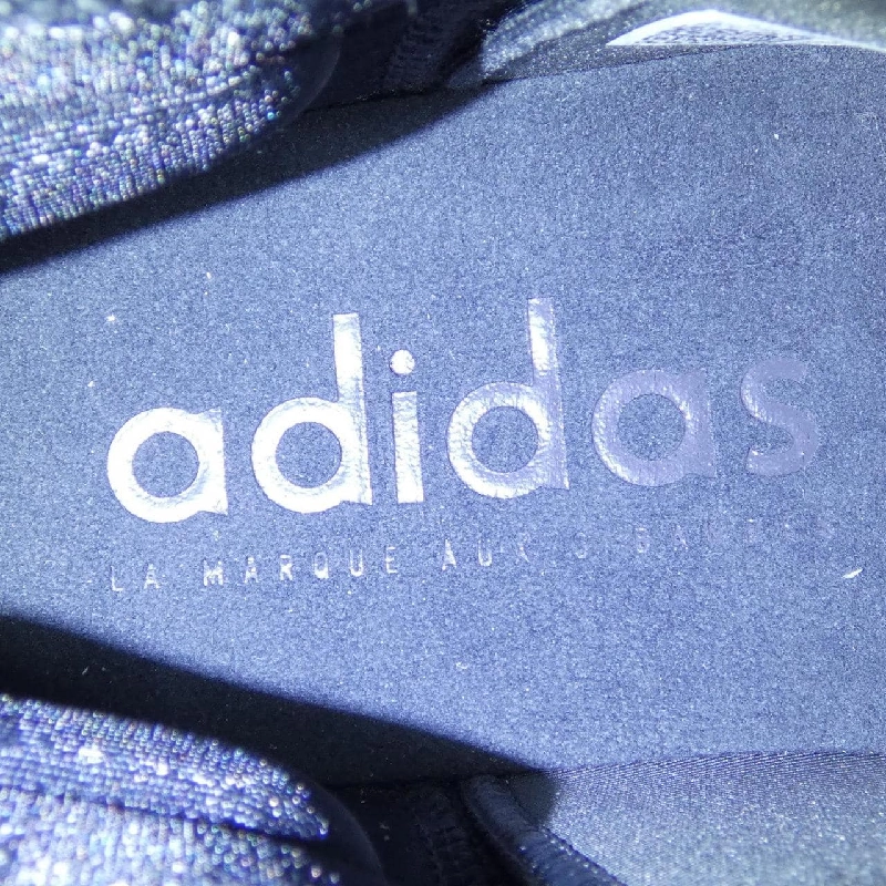 Giày thể thao ADIDAS - Hàng hiệu Chính hãng 907330