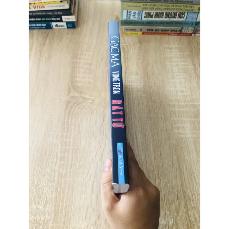 GẠC MA VÒNG TRÒN BẤT TỬ 1024345