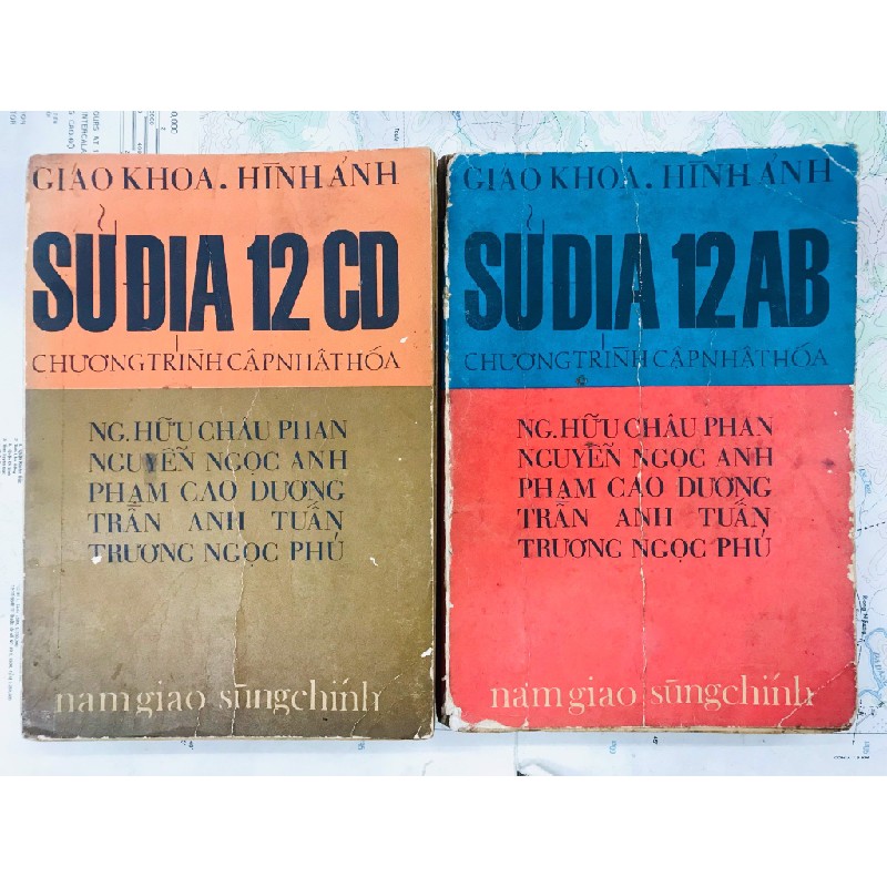 Sử Địa 12 AB + CD - một nhóm giáo sư ( trọn bộ 2 tập ) 125856
