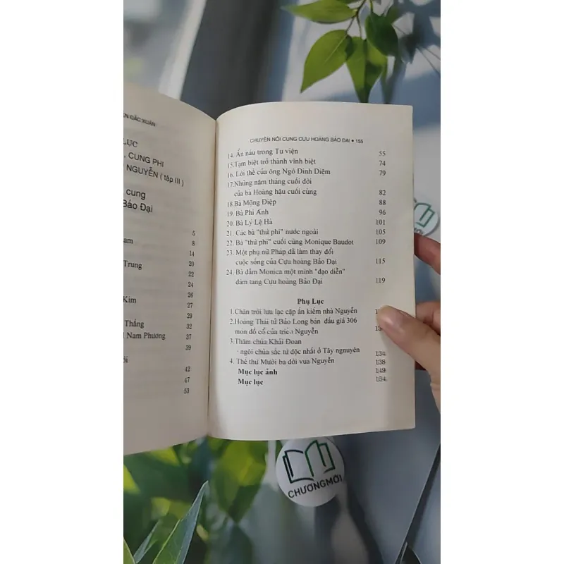 Chuyện Nội Cung Cựu Hoàng Bảo Đại - Nguyễn Đắc Xuân 970254