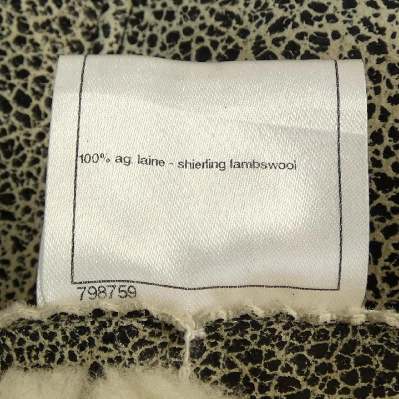 CHANEL P42355C00167 Áo khoác lông cừu - Hàng hiệu Authentic 818755