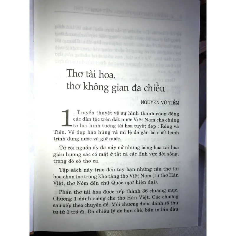 Nghìn câu thơ tài hoa Việt Nam  700666