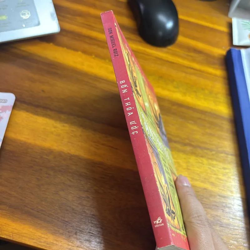 Sách "Bốn Thoả Ước" của Don Miguel Ruiz còn mới 733097