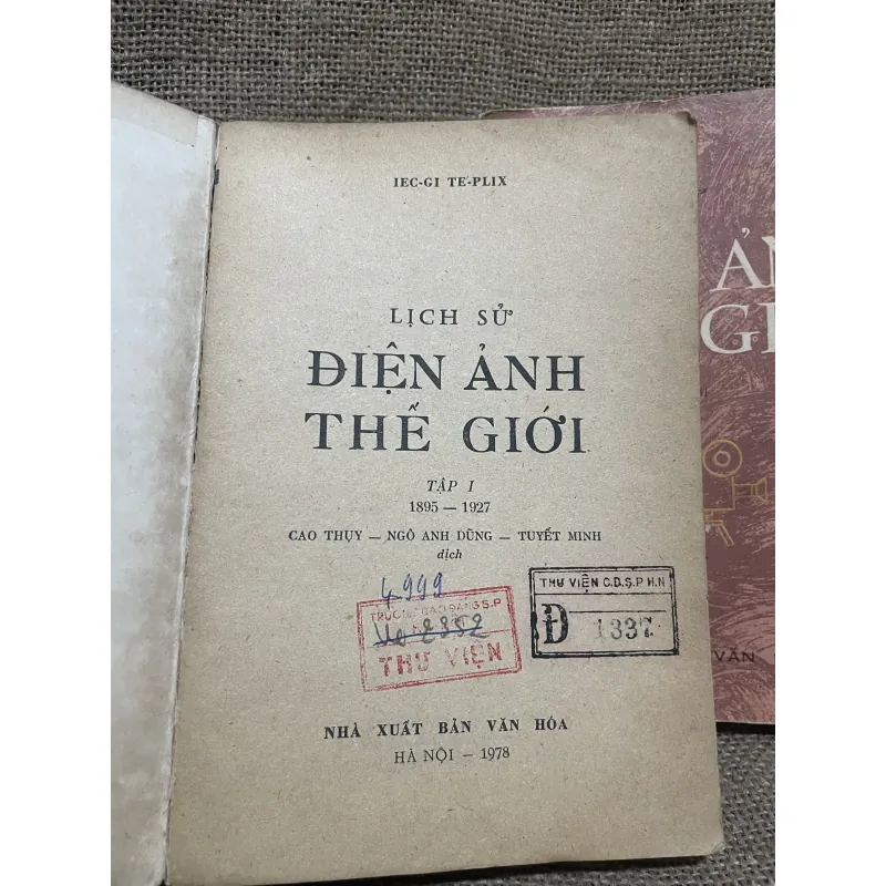 Lịch sử điện ảnh thế giới , hơn 1000 trang  1018061