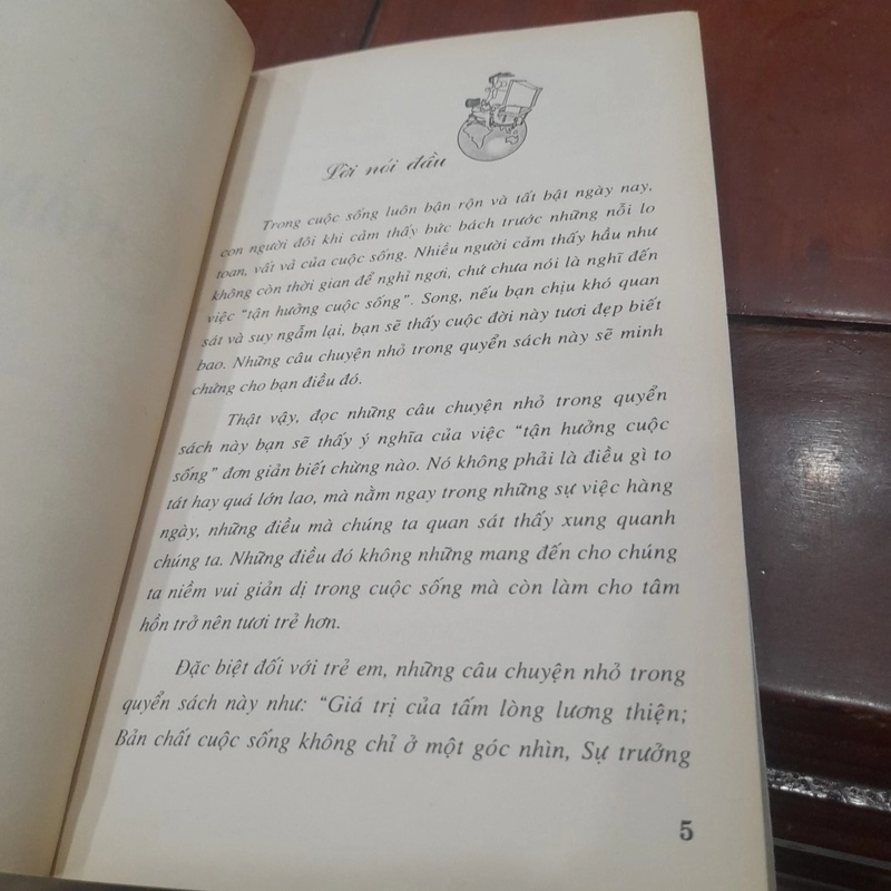 Hoàng Nguyên - CHÂN THÀNH (những câu chuyện học tốt, sống tích cực) 453344