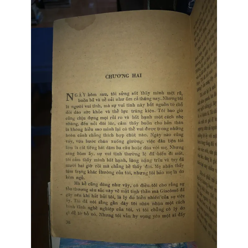 Cô gái thành Rôm - Moravia 958713